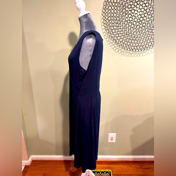 L.L. Bean Navy Blue V-Neck Sleeveless Midi Sundress - Picture 2 of 5